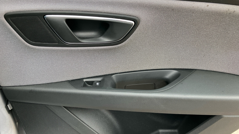 SEAT Leon 1.2 TSI SE Dynamic Technology 5dr Petrol Hatchback